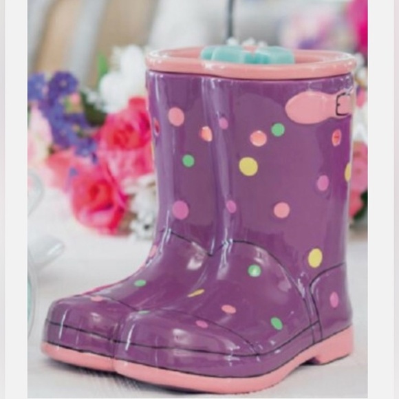 Wellies Scentsy Warmer - Picture 1 of 6